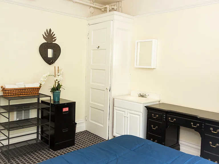 524 Columbus Ave — Photo 3