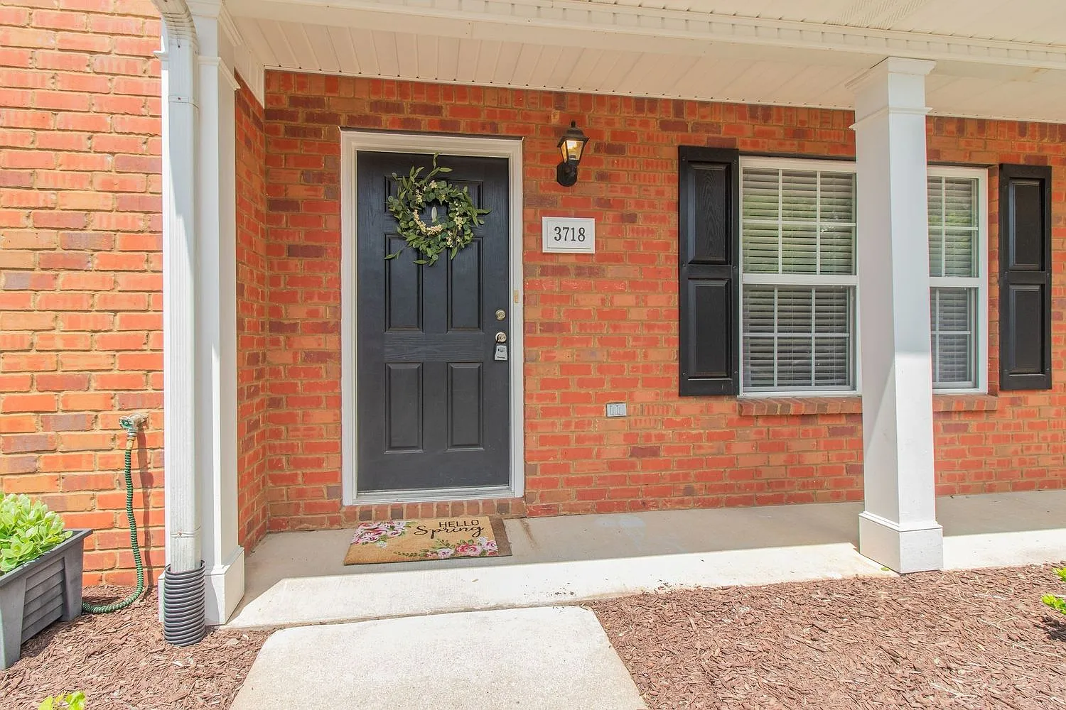 2 bed, 2.5 bath, 1260 sqft, $1,500 — Photo 3