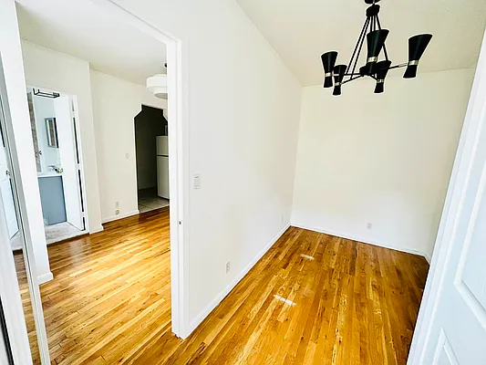 Rented by Compass | media 5