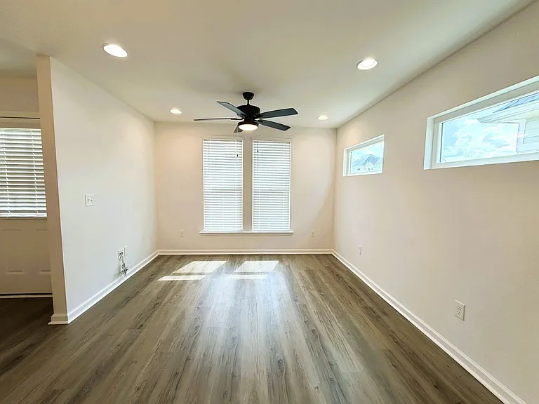 3734 Meadow Vista Ln — Photo 6