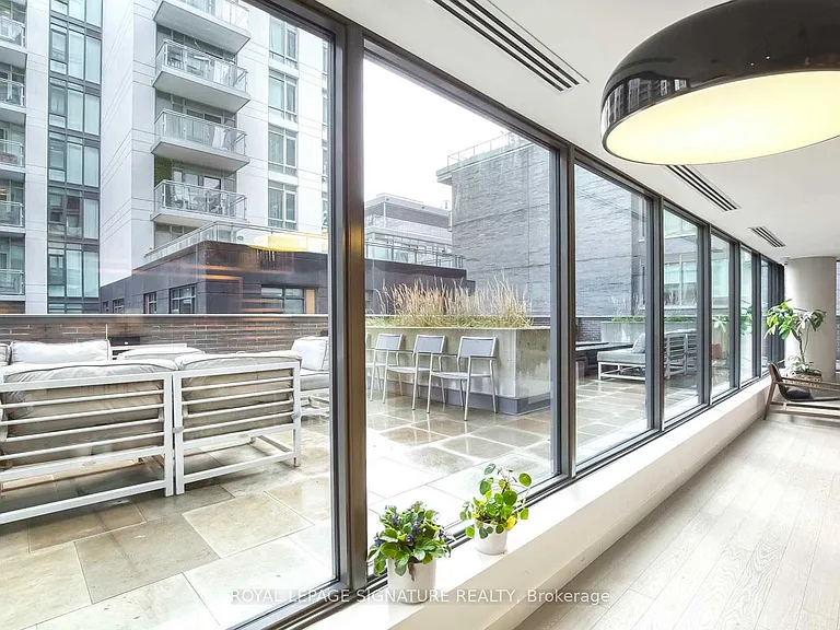 111 Bathurst St #1413 — Photo 16