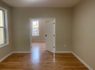 32-76 35th St #1, Astoria, NY 11106