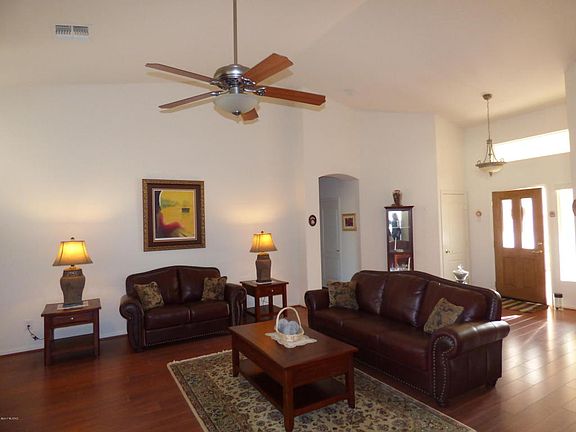 2nd image of 62284 E Briarwood Dr