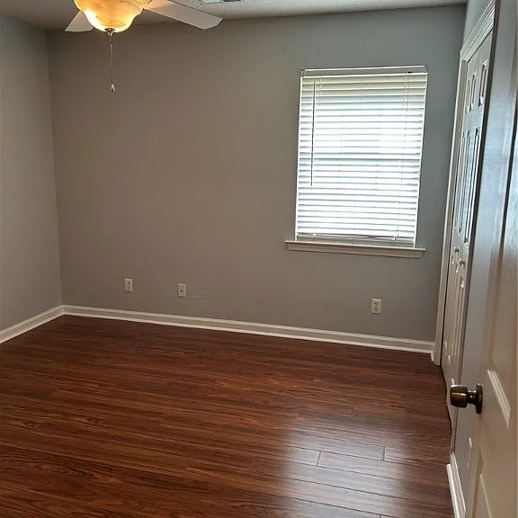 114 Chapel Dr — Photo 18