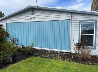 9808 NE 188th St APT 1, Bothell, WA 98011