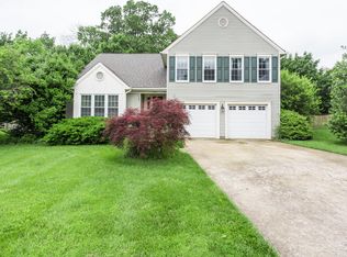 12601 Rock Ridge Rd, Herndon, VA 20170