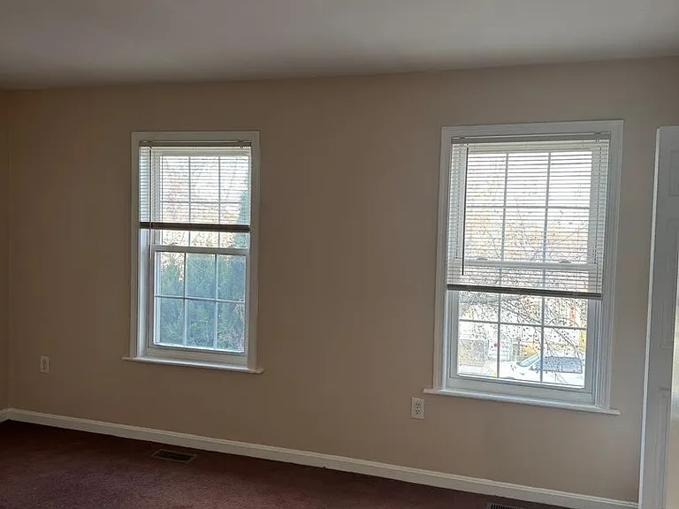 4104 Fairhaven Ave — Photo 9