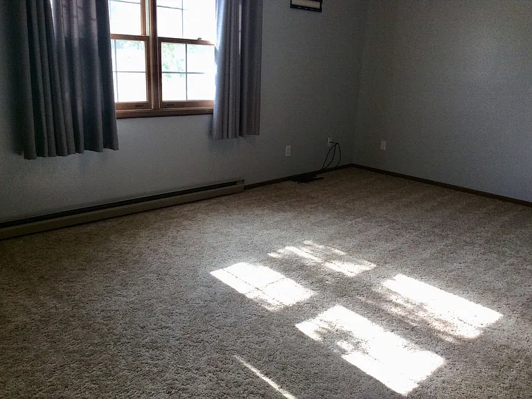1347 Sims St — Photo 8