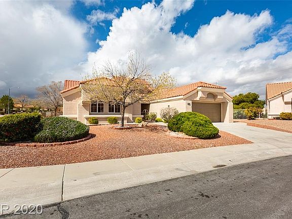 4th image of 8824 Faircrest Dr