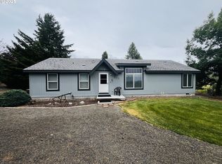 317 S Wayne R Rd, Tygh Valley, OR 97063