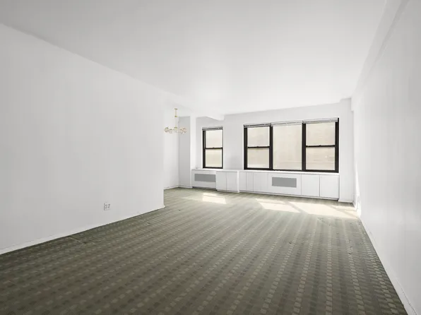 2 Tudor City Place image 2 of 6