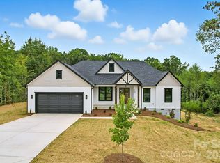 1132 Reba Ln, Kannapolis, NC 28081