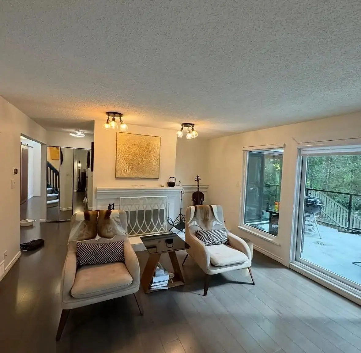3 bed, 2337 sqft, $11,995 — Photo 4