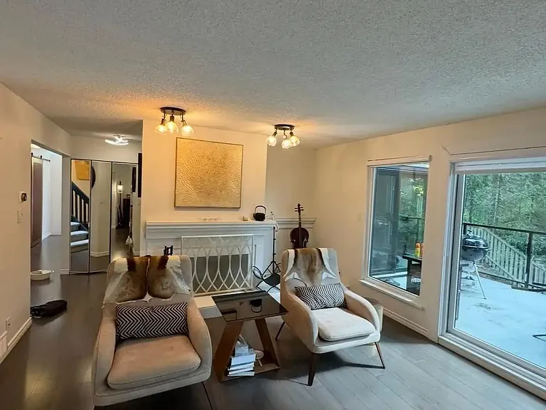 5620 Larson Pl — Photo 4