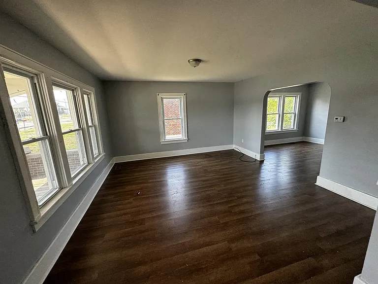425 Eagle School Rd — Photo 3