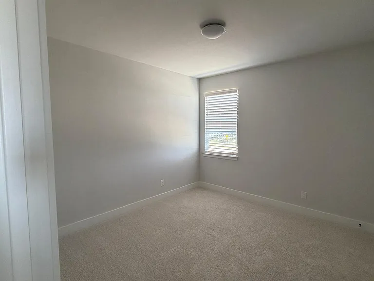 7366 Farley St — Photo 10