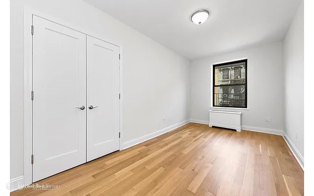 Rented by Douglas Elliman | media 23