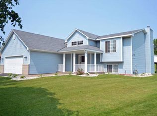 9037 Nevada Cir N, Brooklyn Park, MN 55445