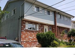 11 Dunlop Dr, Spring Valley, NY 10977