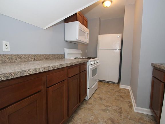 2nd image of 407 Howard Avenue # Fl 3rd