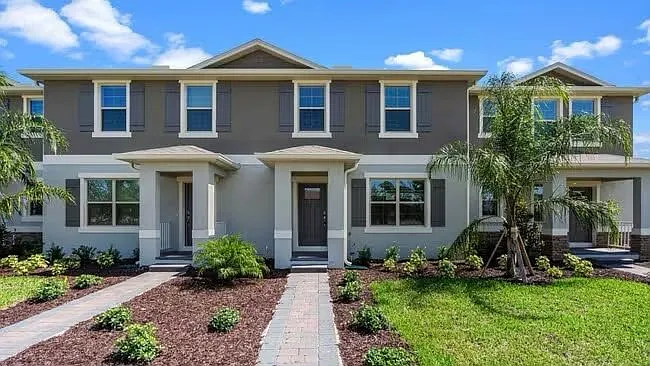 16510 Barbours Creek Way Townhome — Photo 1