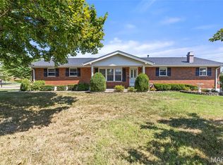 732 Fir Dr, Saint Charles, MO 63301