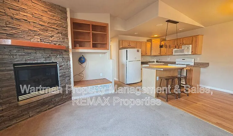 806 Columbine Ave — Photo 3