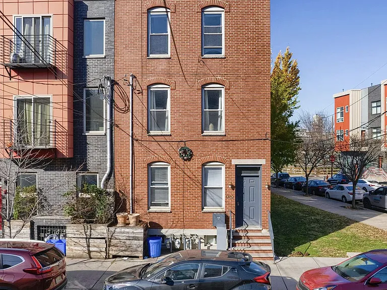 1782 Frankford Ave #2 — Photo 2