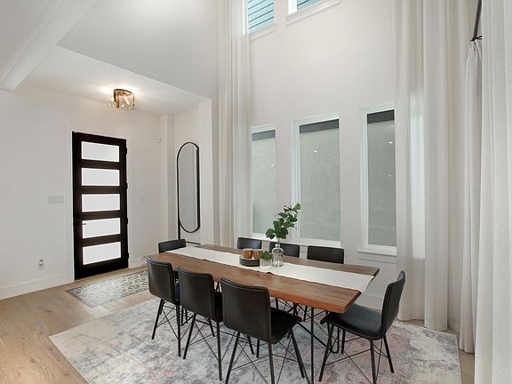 The Thornbury Dining Room