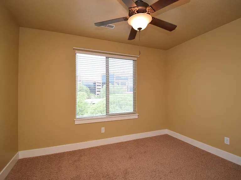 4056 S Olivia Ct — Photo 12
