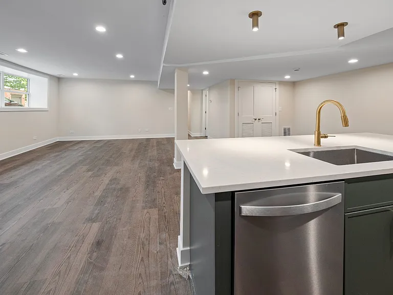 3227 W Belden Ave #G — Photo 4