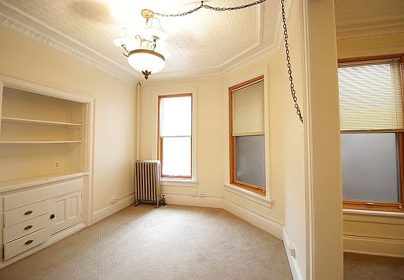 3rd image of 1234 E Brady St #4
