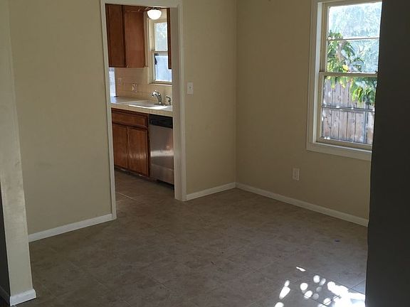 2nd image of 2065 Laurinda Pl