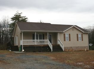 281 Lee Grant Ave, Appomattox, VA 24522