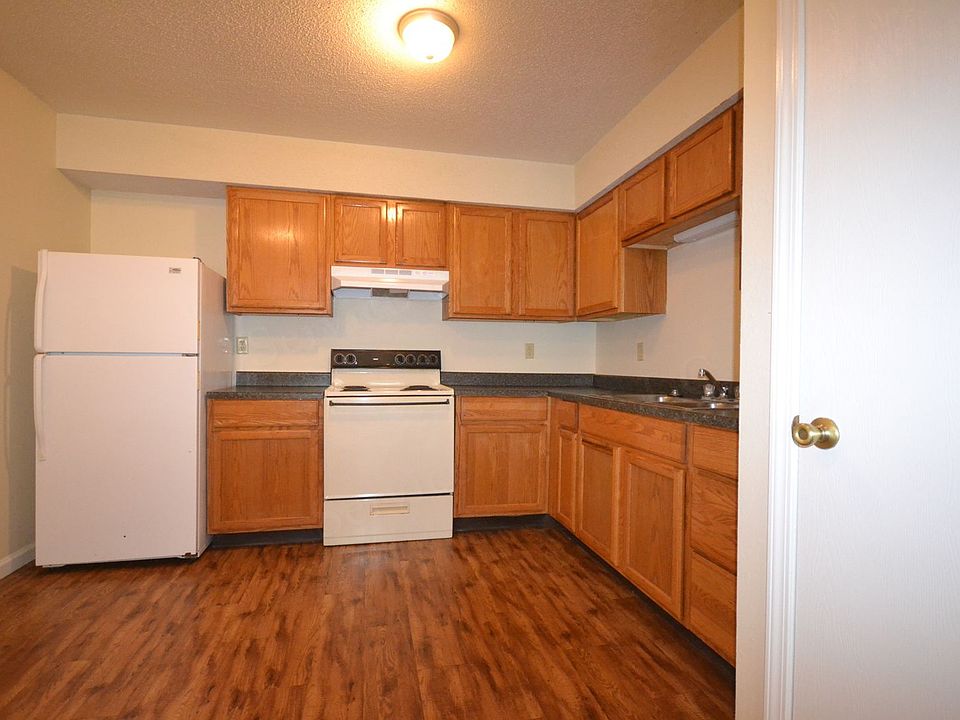 Dogwood Apartments 912 N Walnut Ave Republic MO Zillow