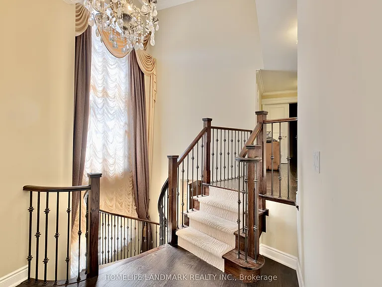 2 Drake St — Photo 12