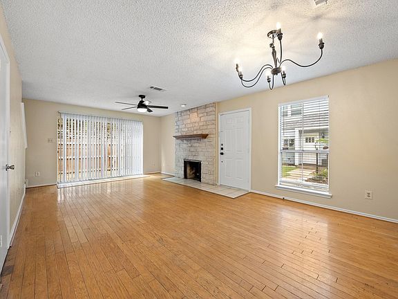 4th image of 6715 Old Quarry Ln