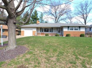 2923 W Greenbrier Ln, Peoria, IL