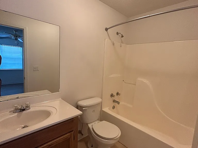 103 Taylor Meadows Dr #105 — Photo 8