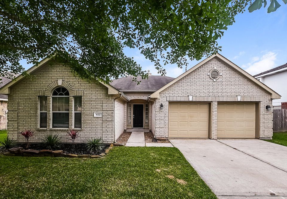 1st image of 622 Oak Briar Dr