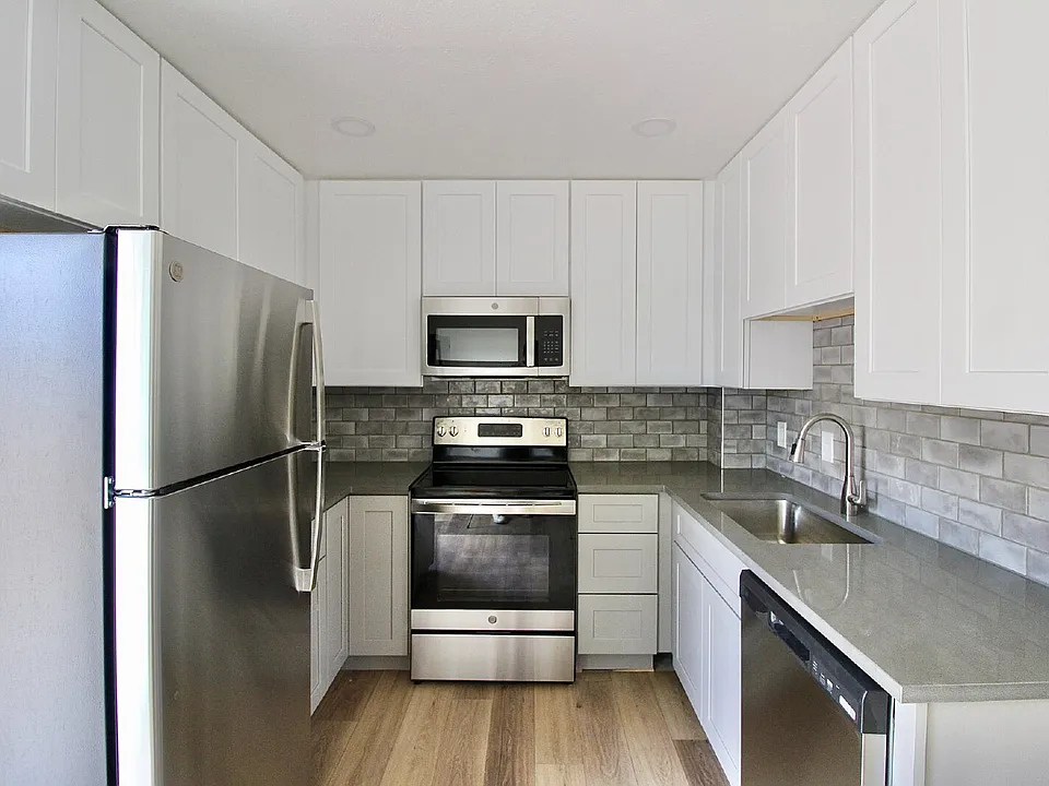 85 S 18th Ave #2