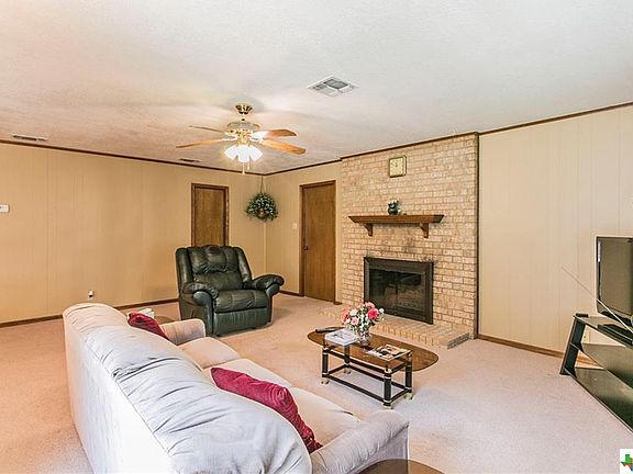 2nd image of 3609 Las Moras Dr