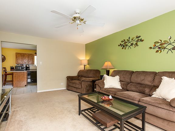 3rd image of 15361 Diamond Dr