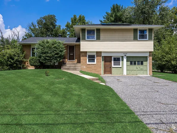 38 Knollwood Dr, Cherry Hill, NJ 08002