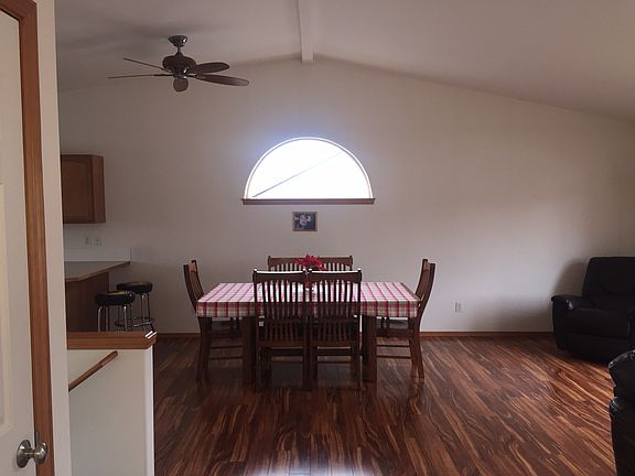 3rd image of 4314 S Stonington Ln