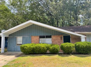 416 W Hill Dr, Jackson, MS 39209