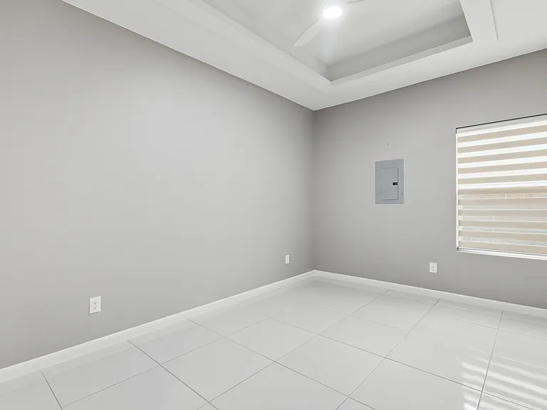 1802 W Violet Dr #2 — Photo 9