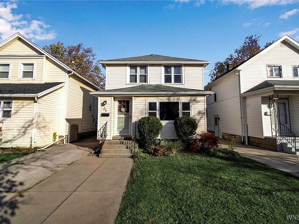 1st image of 21 Dakota St