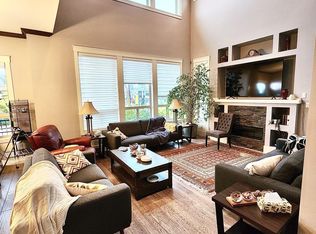 1424 Duchess St, Coquitlam, BC V3E0G3