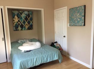 575 W Hind Dr #3, Honolulu, HI 96821